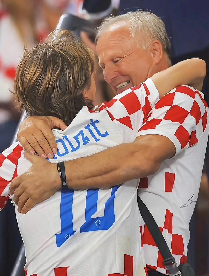 从网吧少年到国家队员：The MongolZ队长bLitz的电竞逆袭之路 ｜ 亚洲CS崛起启示录