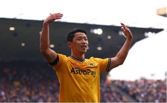 8岁电竞神童签约职业战队！Aurora破格签约ShaLun引热议，Twitch曾因年龄封禁至2032年