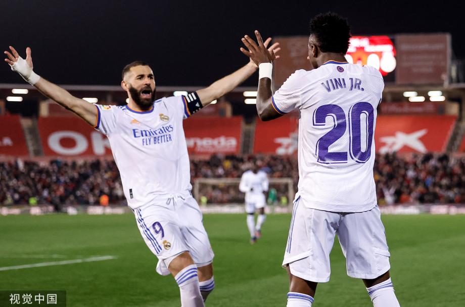 [图]超级杯-路易斯绝杀 申花逆转海港夺冠