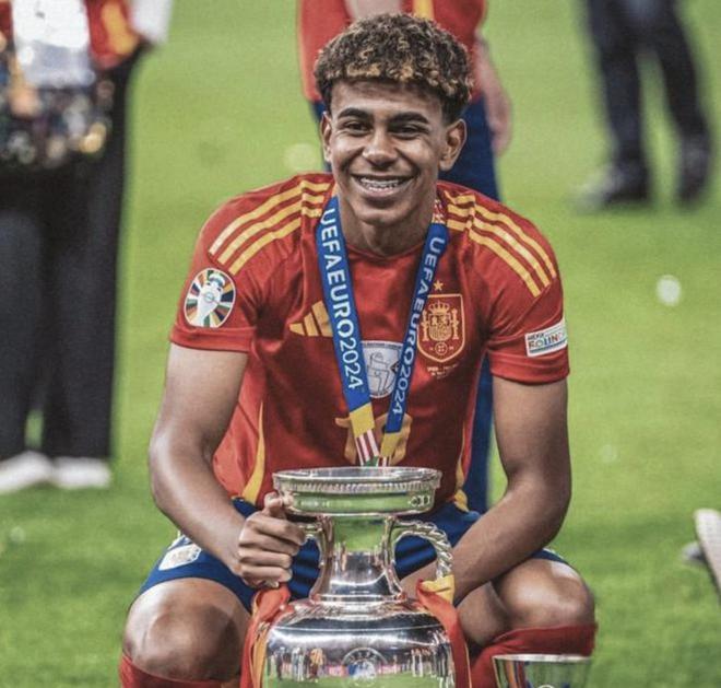 三杀狼队，暖阳击杀榜上升到第二名，WB终结狼队五连胜，拿下S组首胜！