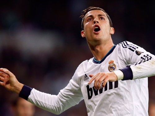 精彩赛事专题、热血二路解说，斗鱼打造EWC电竞世界杯一站式观赛服务